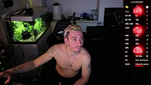 Rayzel White online show from 04.06.26