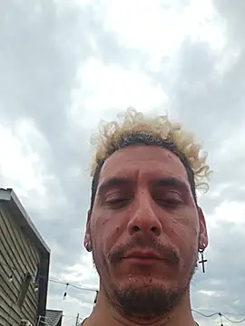 Rayzel White online show from 07.24.26