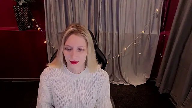 Snapshot of RoseWaulhgberg chatting on 02.02.26 RoseWaulhgberg online show from 02.02.26