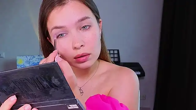 Catherine Karis online show from 06.26.26