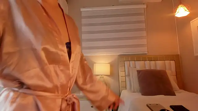 isabela  x online show from 04.11.26