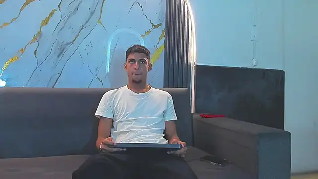 ALEX KEITH26 online show from 02.25.26