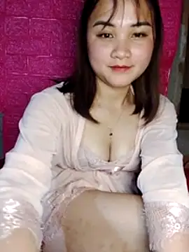 Snapshot of Lisakeem chatting on 02.22.26 Lisakeem online show from 02.22.26