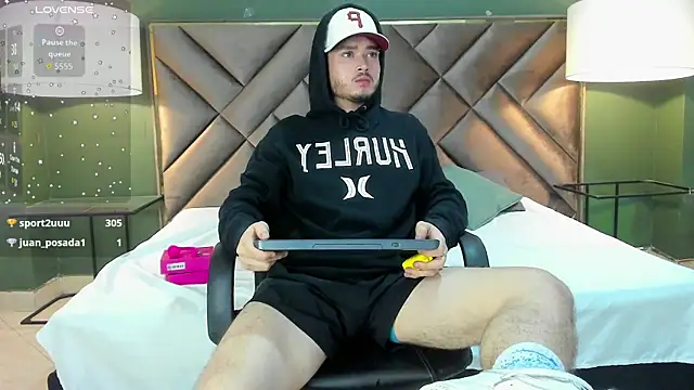 Snapshot of Salvattore_Muller chatting on 02.18.26 Salvattore Muller online show from 02.18.26