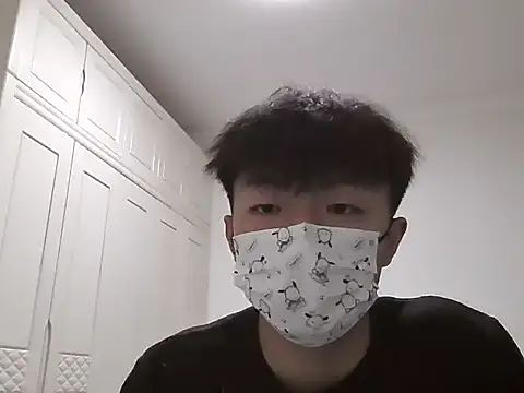 Snapshot of Chocolates-001 chatting on 01.14.26 Chocolates-001 online show from 01.14.26