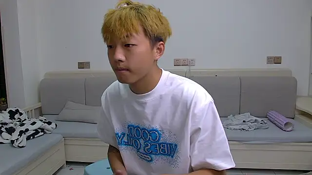 Chocolates-001 online show from 03.21.26