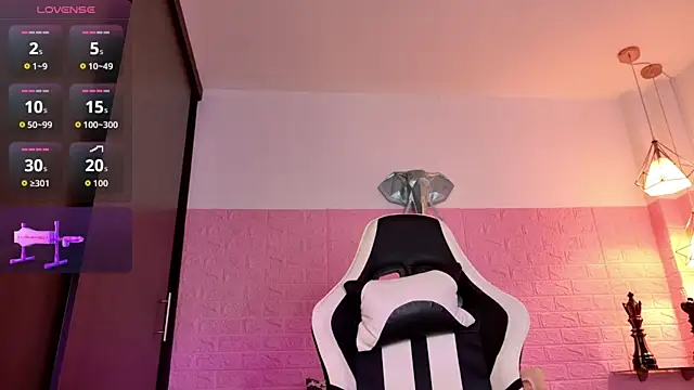 Dulce Stormy online show from 02.06.26