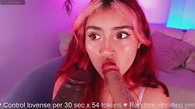 Snapshot of Dakota_velvet_ chatting on 02.26.26 Dakota velvet online show from 02.26.26