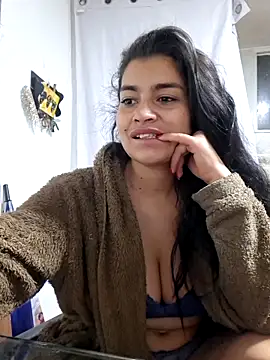 Snapshot of Scarlett_Hot69 chatting on 06.11.26 Scarlett Hot69 online show from 06.11.26