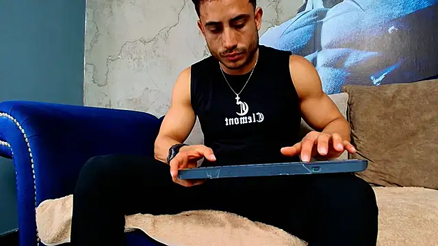Vans Ross online show from 05.23.26