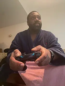 Snapshot of KOdaLion chatting on 02.19.26 KOdaLion online show from 02.19.26