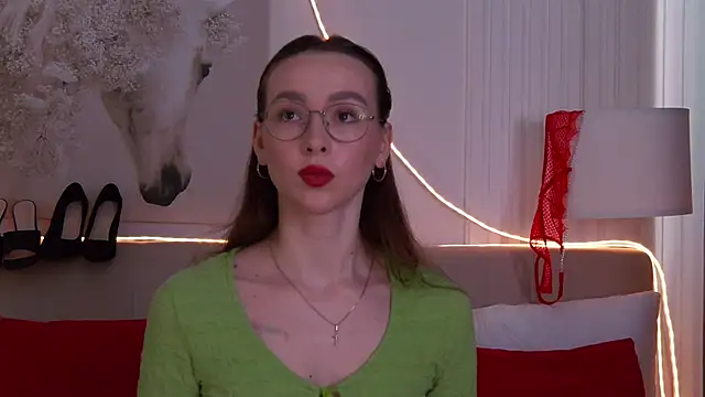 Snapshot of Emily_Simon chatting on 03.24.26 Emily Simon online show from 03.24.26