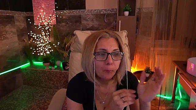 MiaRossy online show from 02.26.26