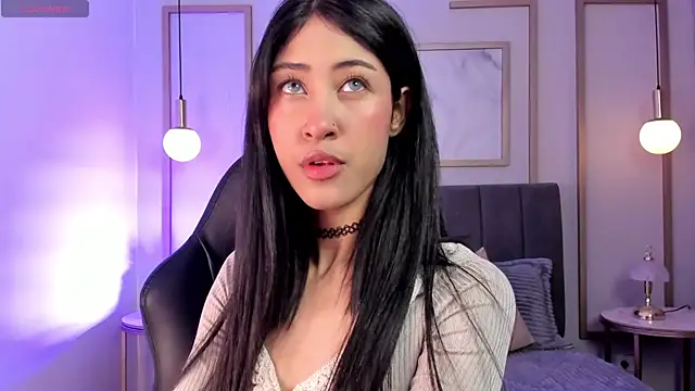 Snapshot of internett_sweetheart chatting on 06.26.26 internett sweetheart online show from 06.26.26