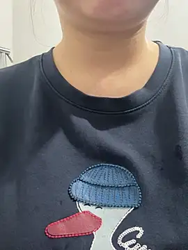 Snapshot of Donna9696 chatting on 04.05.26 Donna9696 online show from 04.05.26