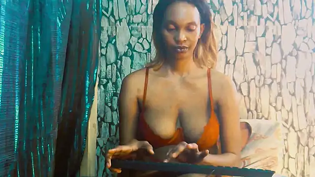 Caramelminxxx1 online show from 04.20.26