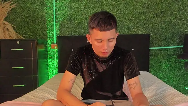 Star blaze online show from 03.13.26