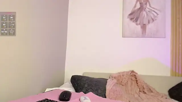 chloe peach  online show from 03.10.26