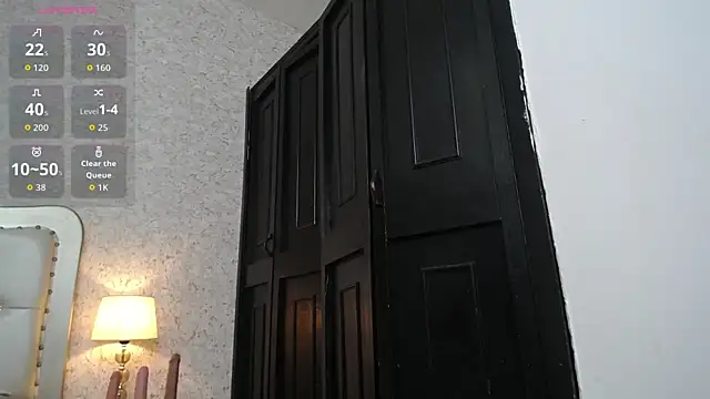 skinny keily14 online show from 04.17.26