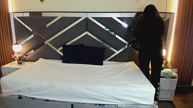 Ambarross  online show from 02.07.26