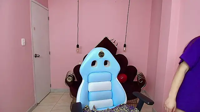 Ashley benson x online show from 02.26.26