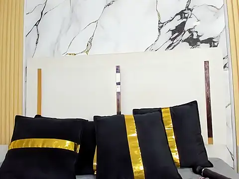 Zoehoney hl online show from 03.12.26