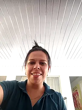 Snapshot of RossyAlvarez chatting on 05.26.26 RossyAlvarez online show from 05.26.26