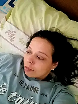 Snapshot of RossyAlvarez chatting on 06.02.26 RossyAlvarez online show from 06.02.26