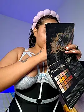 curly girl 31 online show from 02.05.26