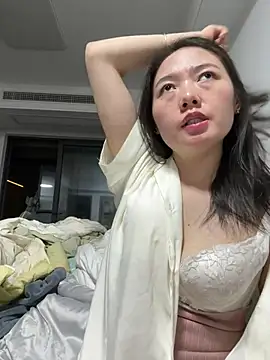 Snapshot of Cheating-wife chatting on 05.22.26 Cheating-wife online show from 05.22.26
