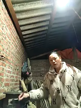 Snapshot of Jooj- chatting on 01.15.26 Jooj- online show from 01.15.26