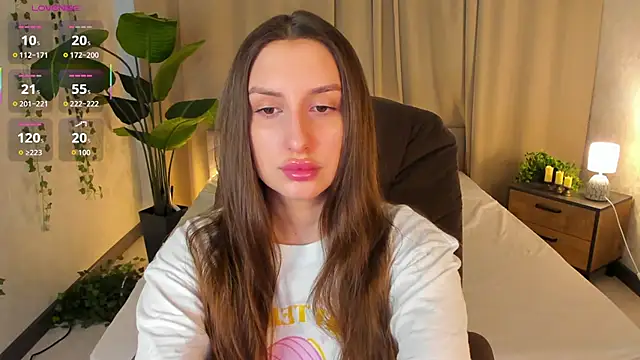 Snapshot of Celine_Coello chatting on 04.01.26 Celine Coello online show from 04.01.26