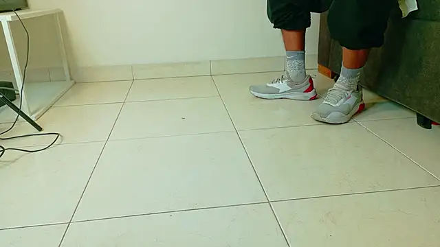 AndrewKenoxx  online show from 02.16.26