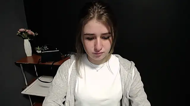 Sunny siren online show from 03.27.26