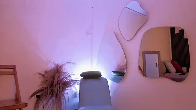 fransheskarossi online show from 03.24.26