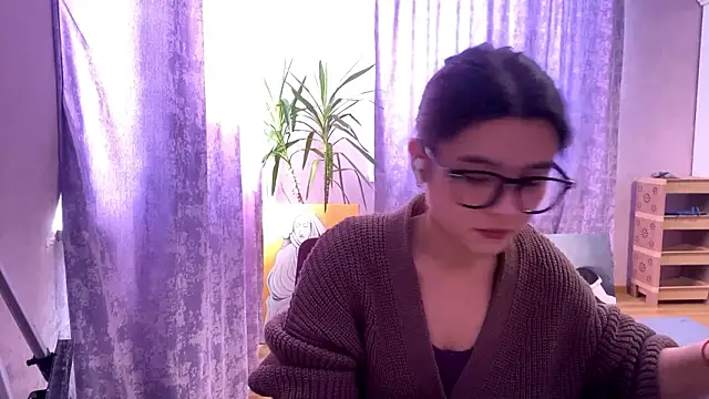 Snapshot of SaintMari chatting on 02.01.26 SaintMari online show from 02.01.26