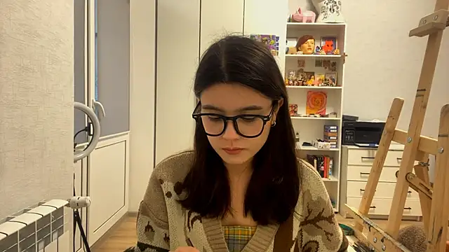 Snapshot of SaintMari chatting on 02.13.26 SaintMari online show from 02.13.26