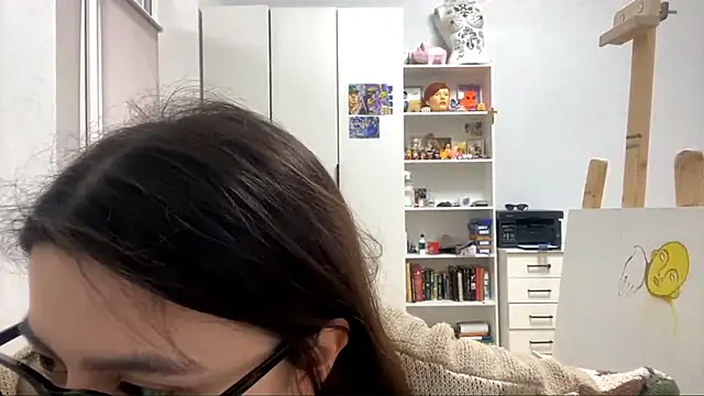 Snapshot of SaintMari chatting on 02.26.26 SaintMari online show from 02.26.26