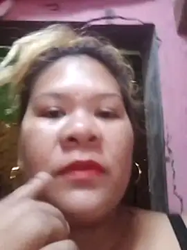 Snapshot of queen_lovely69 chatting on 02.11.26 queen lovely69 online show from 02.11.26