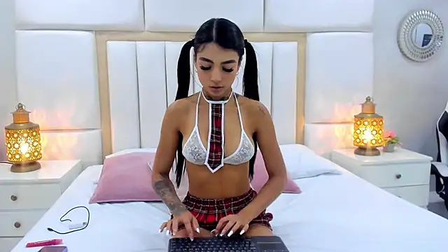 AbannyRogerss online show from 07.07.26