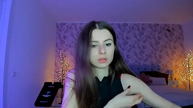 Snapshot of Hot_Molly5 chatting on 03.22.26 Hot Molly5 online show from 03.22.26