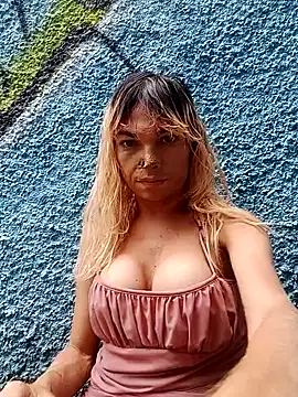 Snapshot of JenniferBrazil chatting on 04.27.26 JenniferBrazil online show from 04.27.26