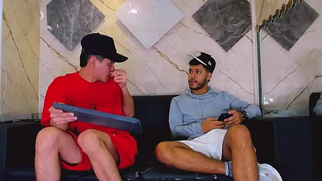 Snapshot of Angel_Villareal chatting on 02.15.26 Angel Villareal online show from 02.15.26