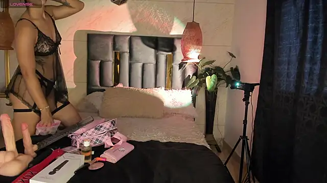 Snapshot of sophia_willliamss chatting on 02.13.26 sophia willliamss online show from 02.13.26