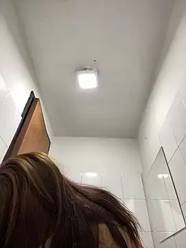 Snapshot of EmilyMoore_Pink chatting on 02.10.26 EmilyMoore Pink online show from 02.10.26