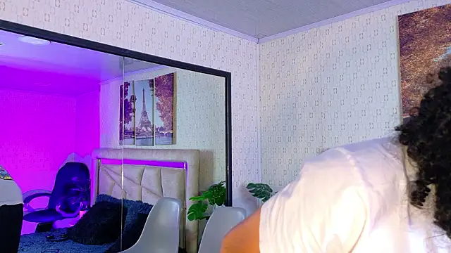 Snapshot of 4L3JX chatting on 02.12.26 4L3JX online show from 02.12.26