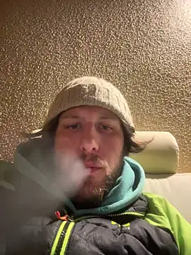 Snapshot of DaleBoca chatting on 03.22.26 DaleBoca online show from 03.22.26