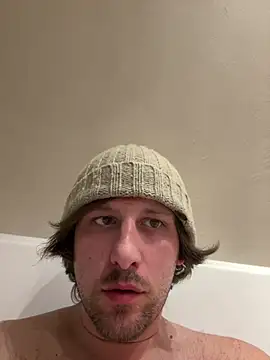 Snapshot of DaleBoca chatting on 04.01.26 DaleBoca online show from 04.01.26