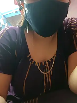 Snapshot of diyabannerjee chatting on 02.25.26 diyabannerjee online show from 02.25.26