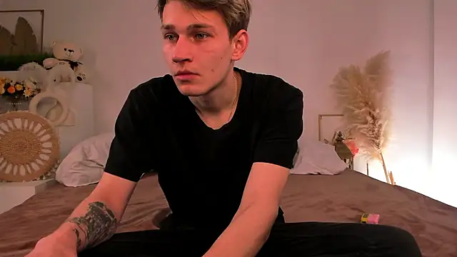 Volan Starts online show from 02.25.26